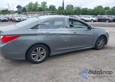 2014 Hyundai Sonata Gls z USA, uszkodzony, nr VIN 5NPEB4AC8EH916550